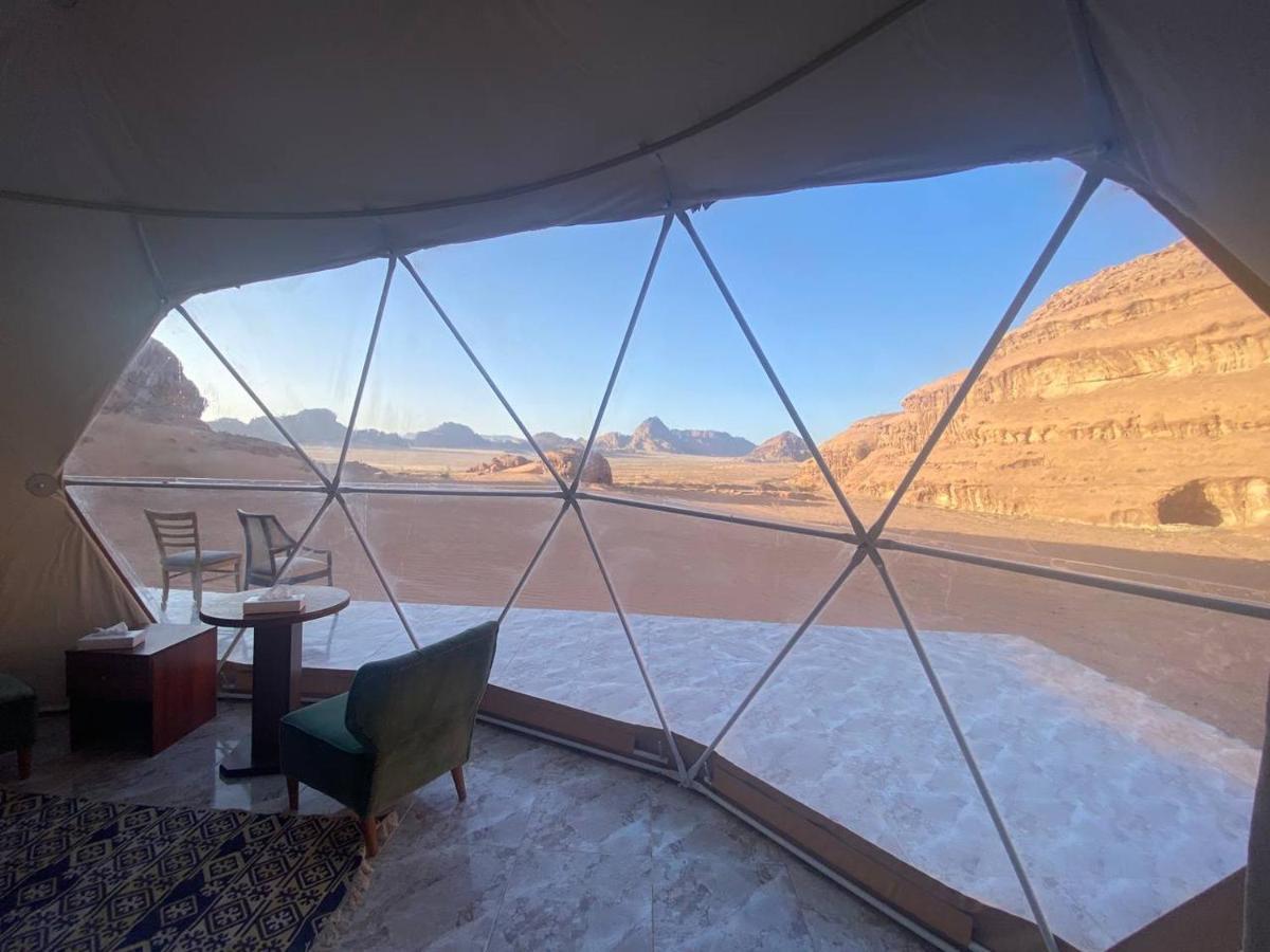 Готель Omar Ali Luxury Camp Ваді-Рам Екстер'єр фото