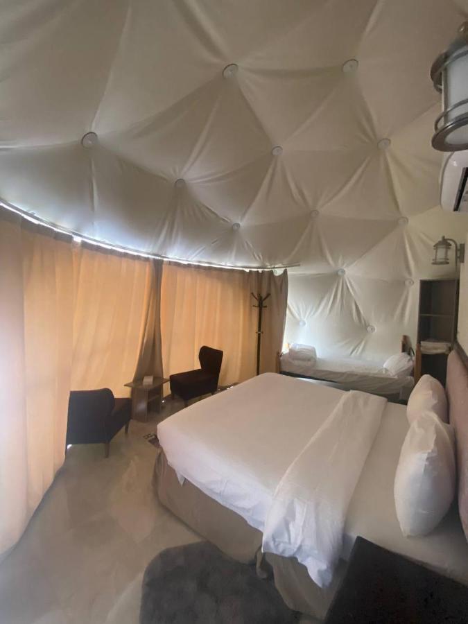 Готель Omar Ali Luxury Camp Ваді-Рам Екстер'єр фото