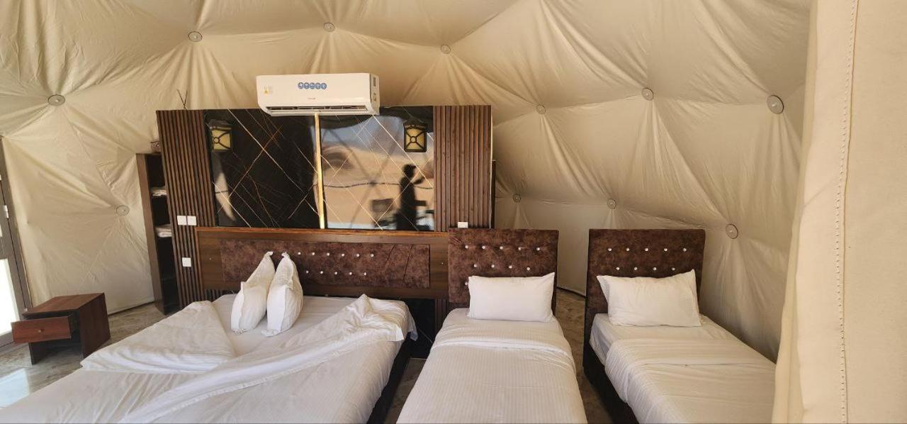 Готель Omar Ali Luxury Camp Ваді-Рам Екстер'єр фото